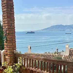 Apartamento Marvellous Mediterranean And Mountain Views, Málaga